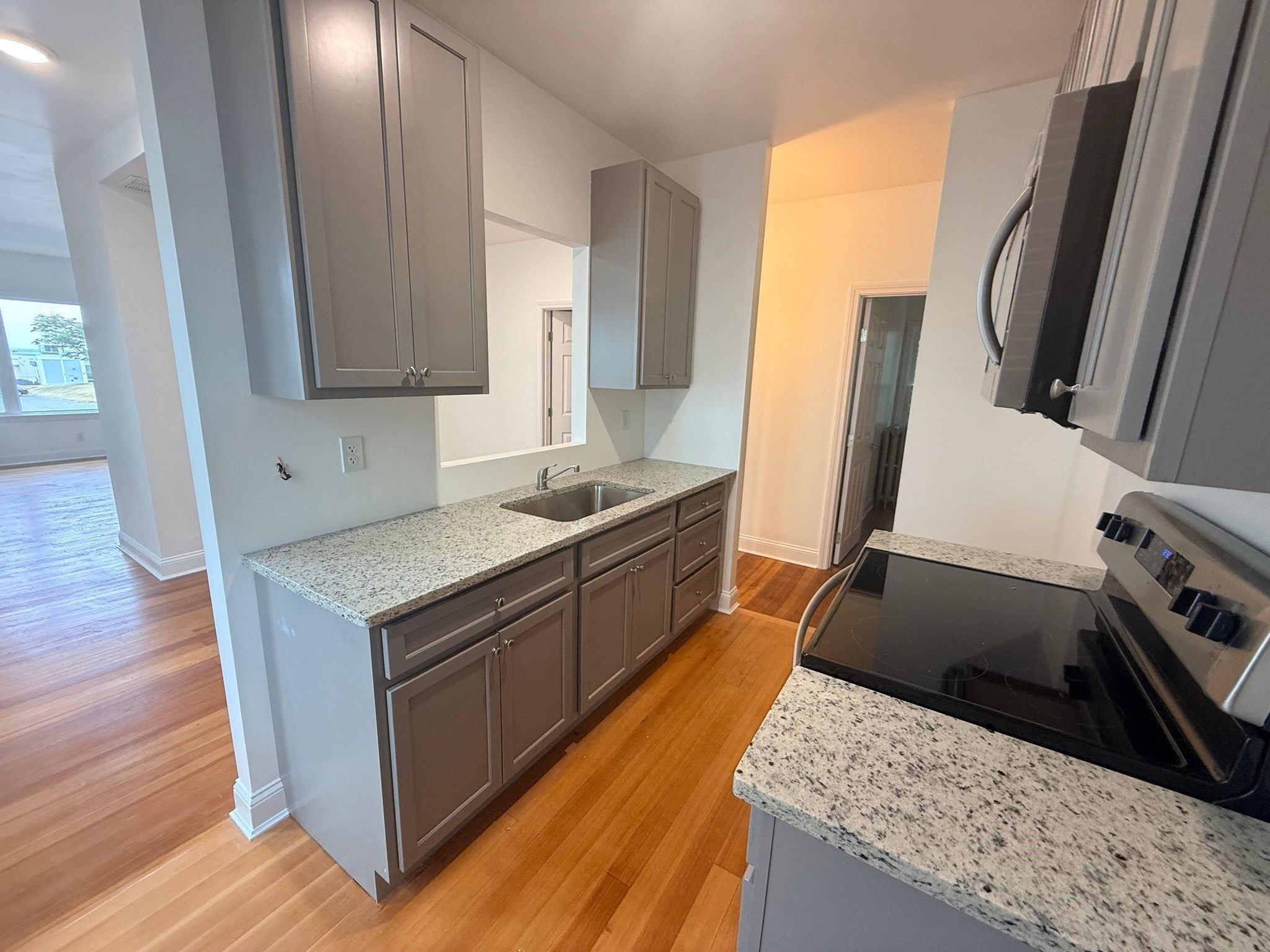 48 Tuttle St, Fall River, MA, 48 Tuttle St, Fall River, MA Photo #12