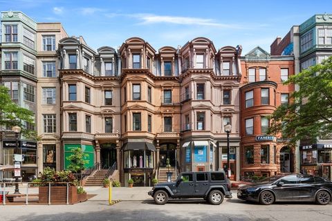 121 Newbury Street 4 Boston MA 02116