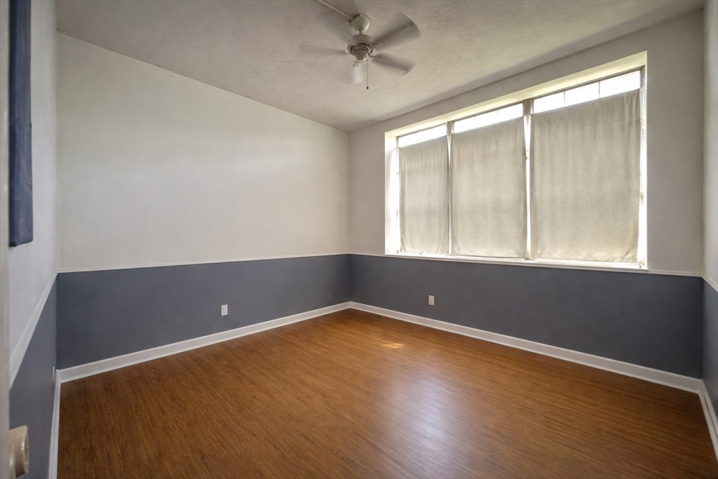 90 Mckinstry Ave 106