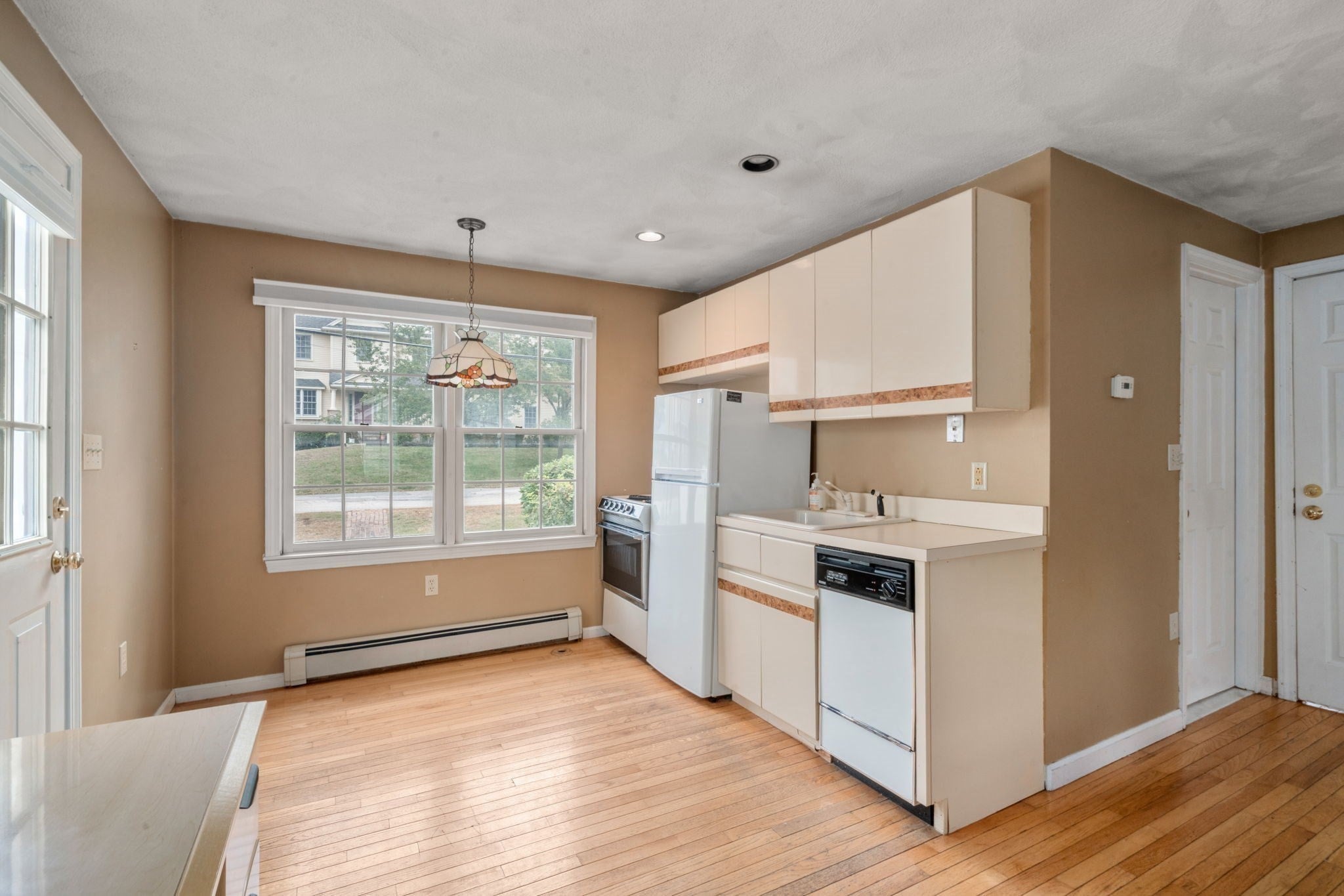 65 Bernard St, Newton, MA, 65 Bernard St, Newton, MA Photo #13