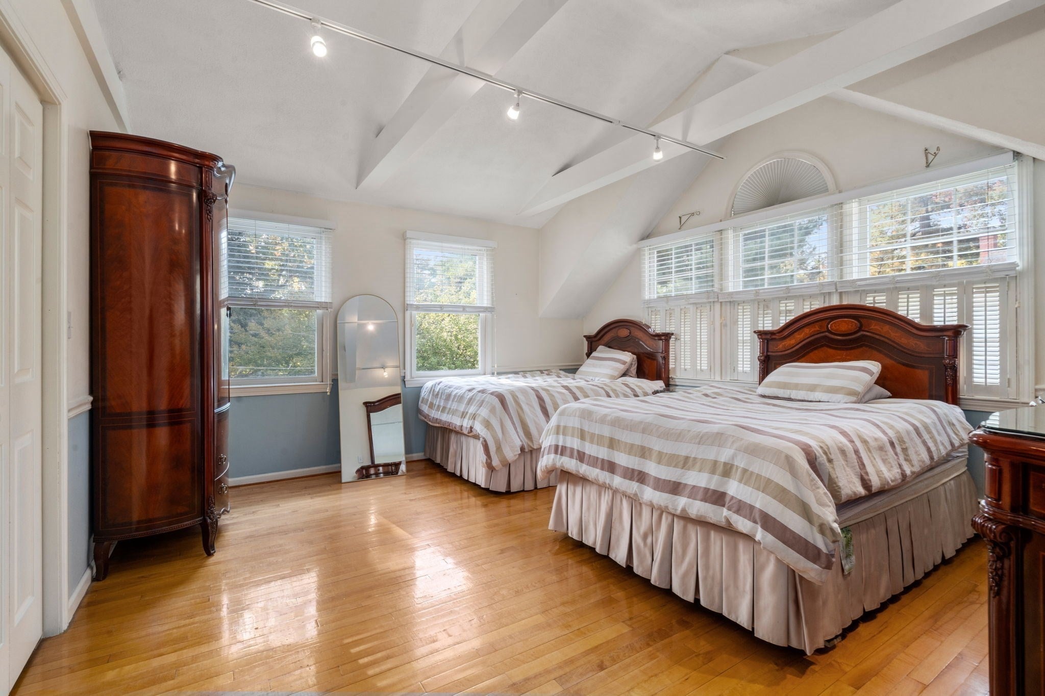65 Bernard St, Newton, MA, 65 Bernard St, Newton, MA Photo #18
