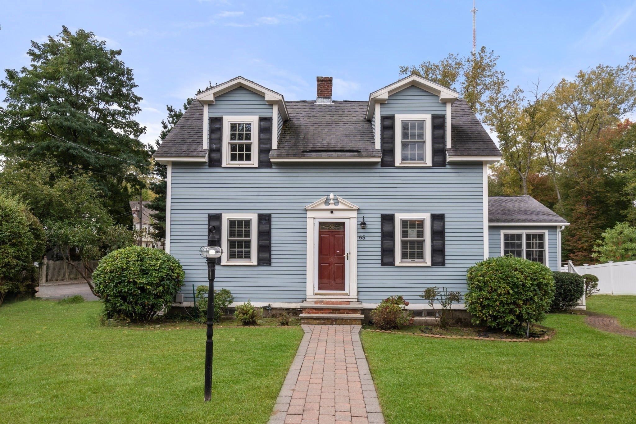 65 Bernard St