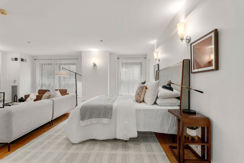 42 Chauncy Street 4C