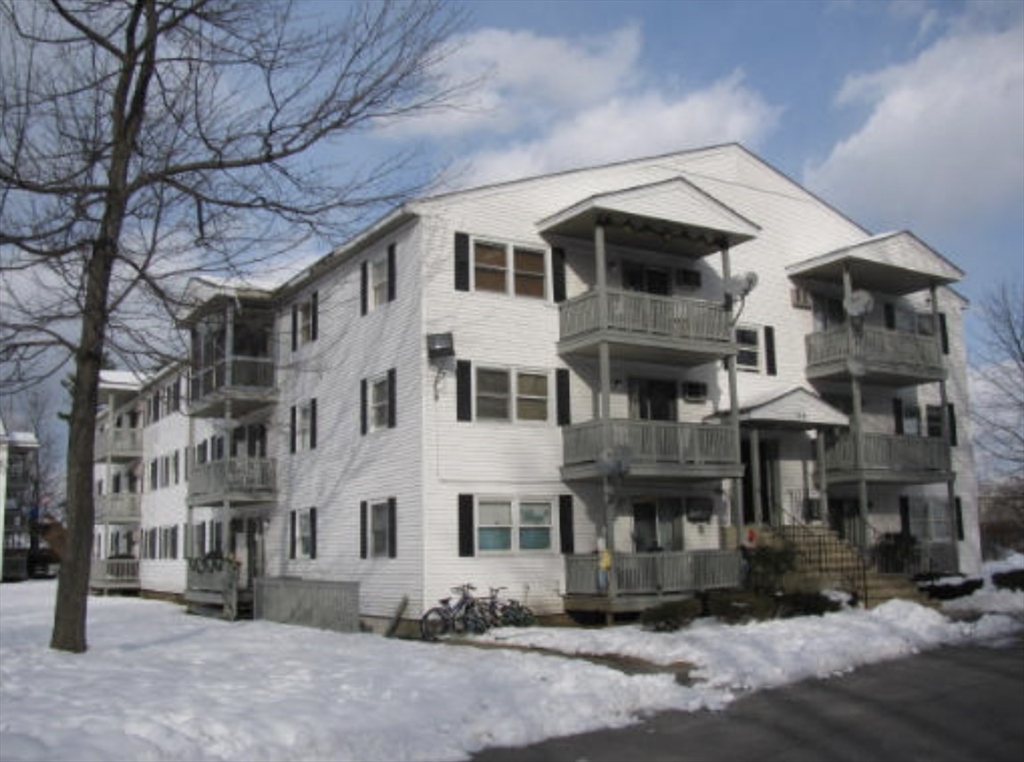 30 Abbey Rd 108