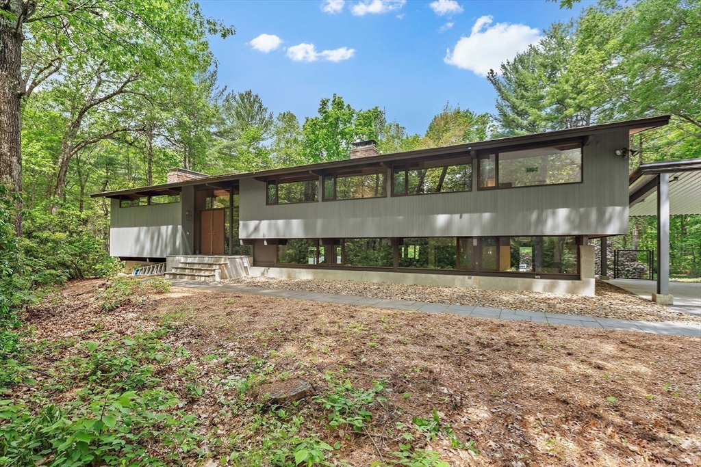183 Indian Hill