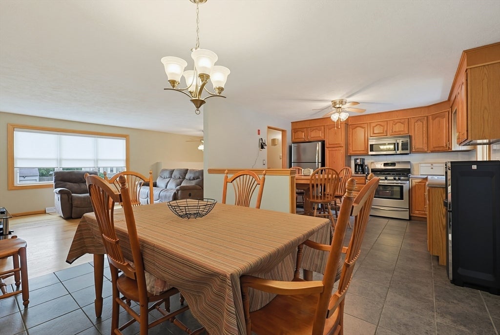 19 Bellflower Rd, Billerica, MA, 19 Bellflower Rd, Billerica, MA Photo #15