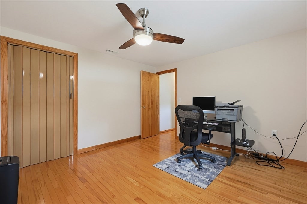 19 Bellflower Rd, Billerica, MA, 19 Bellflower Rd, Billerica, MA Photo #34
