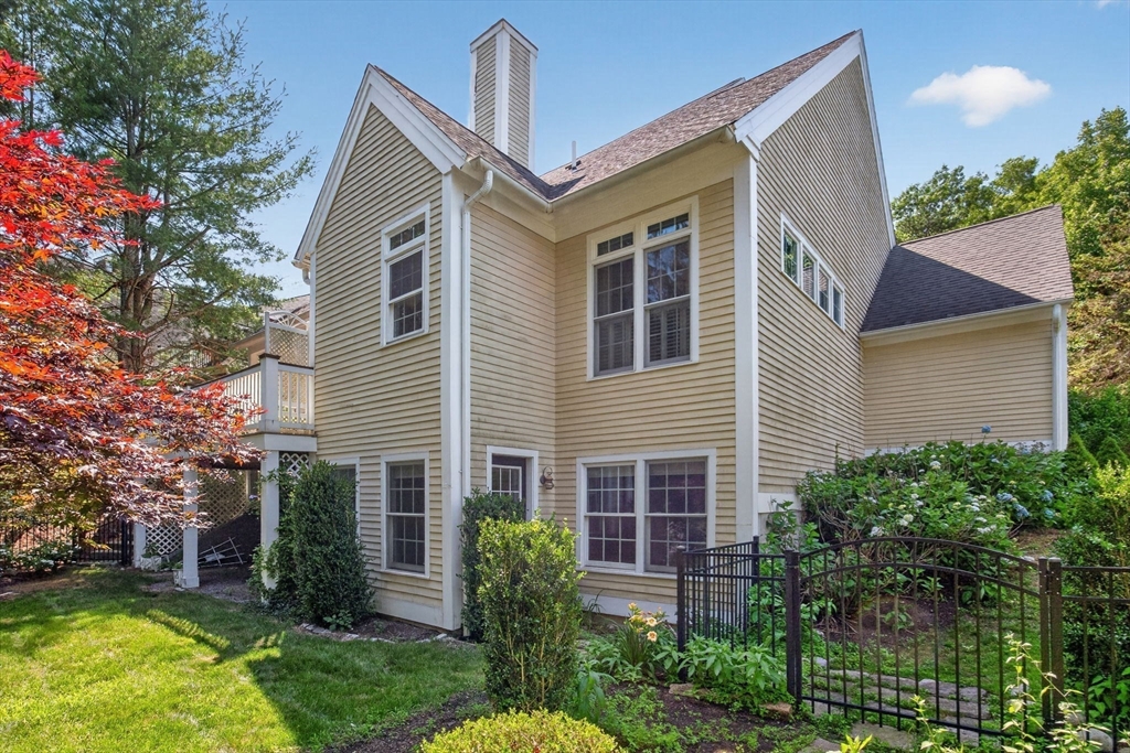 30 Barnswallow Ln