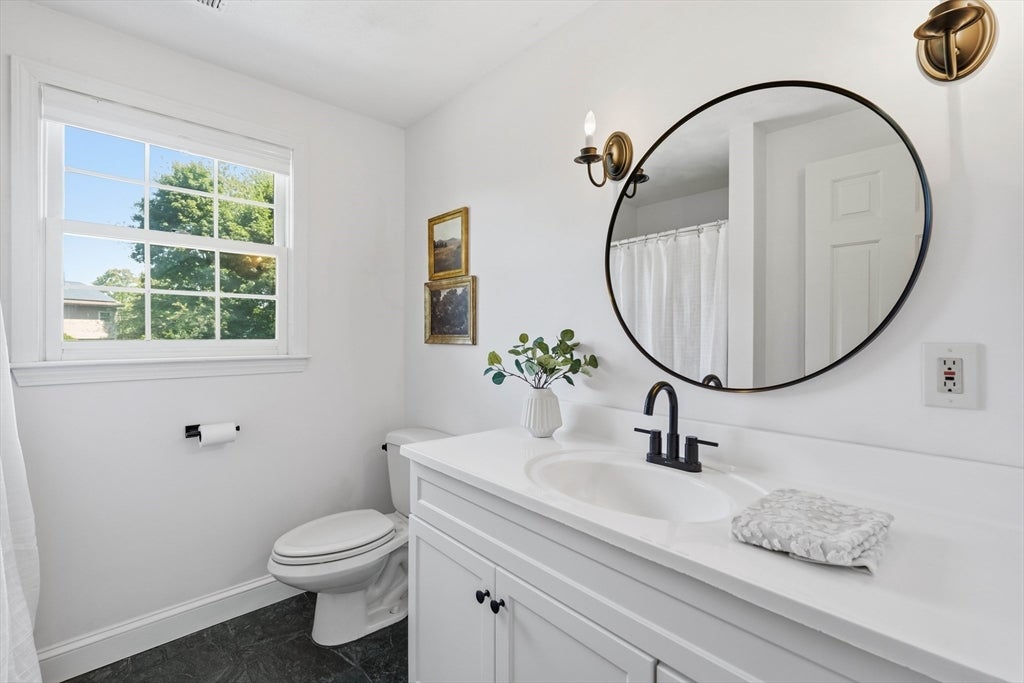 267 Beacon ST, Andover, MA Photo #27