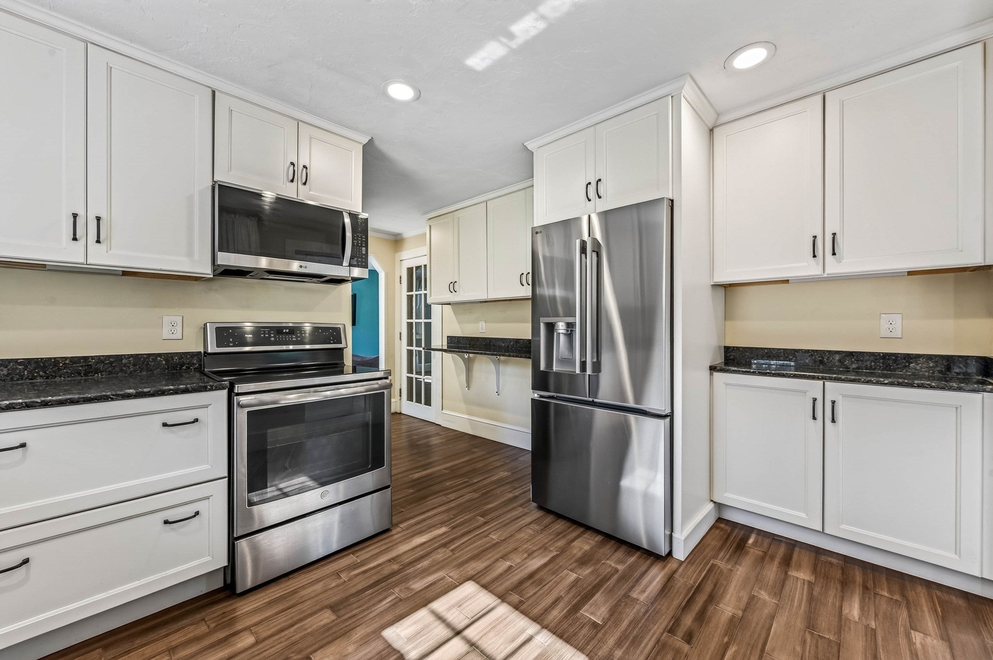 428 W Union St, East Bridgewater, MA, 428 W Union St, East Bridgewater, MA Photo #6