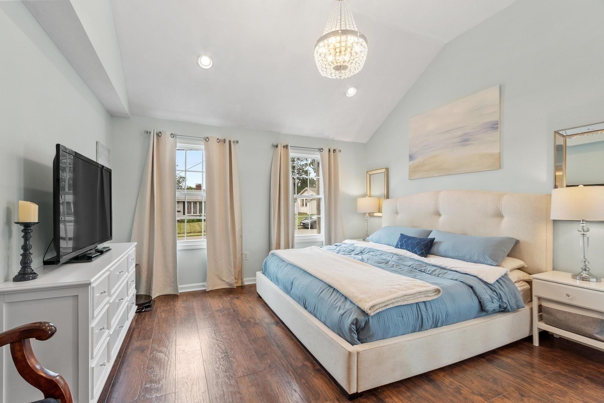 37 Louise Road, Holbrook, MA Photo #16