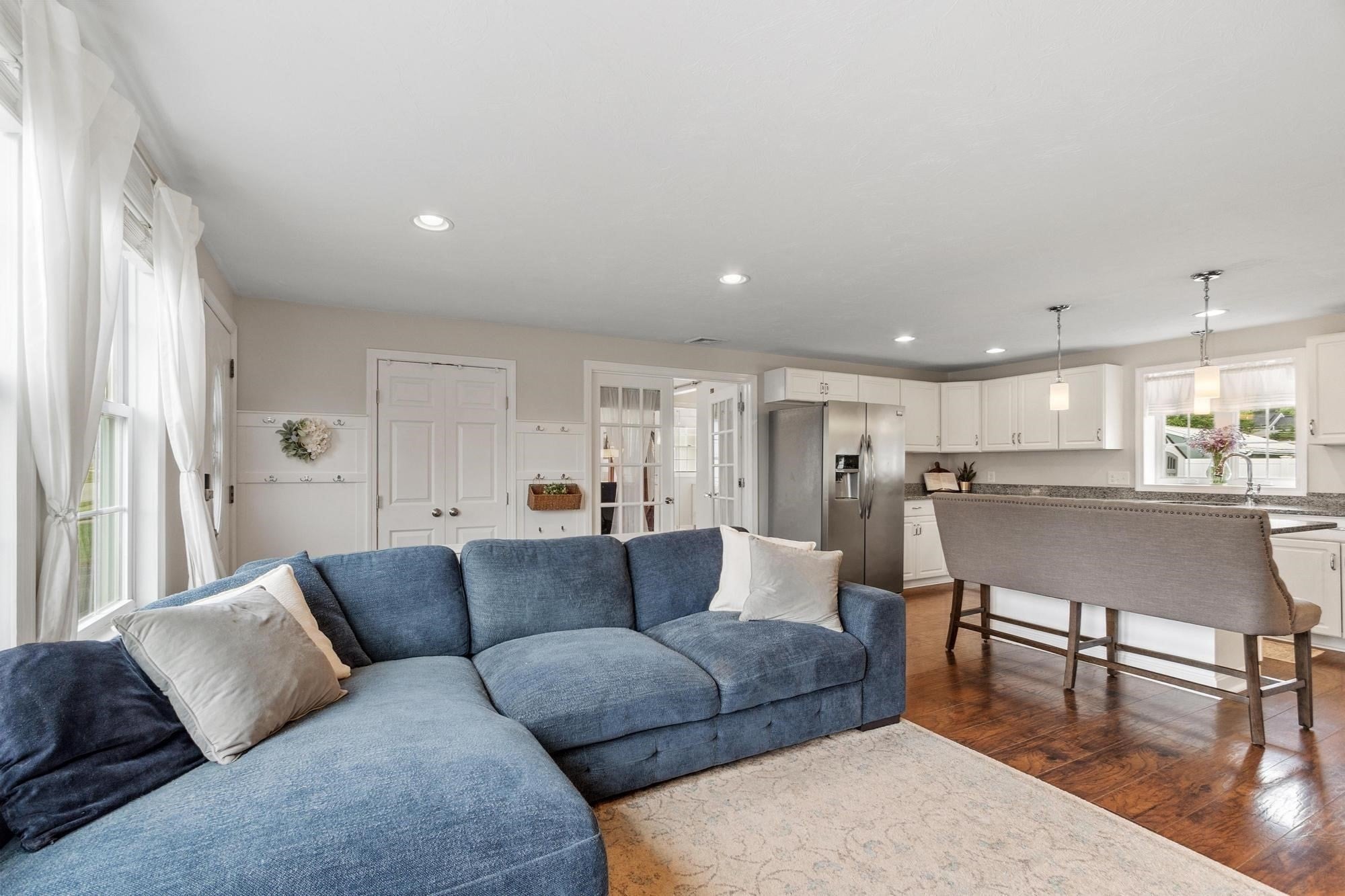 37 Louise Road, Holbrook, MA Photo #6