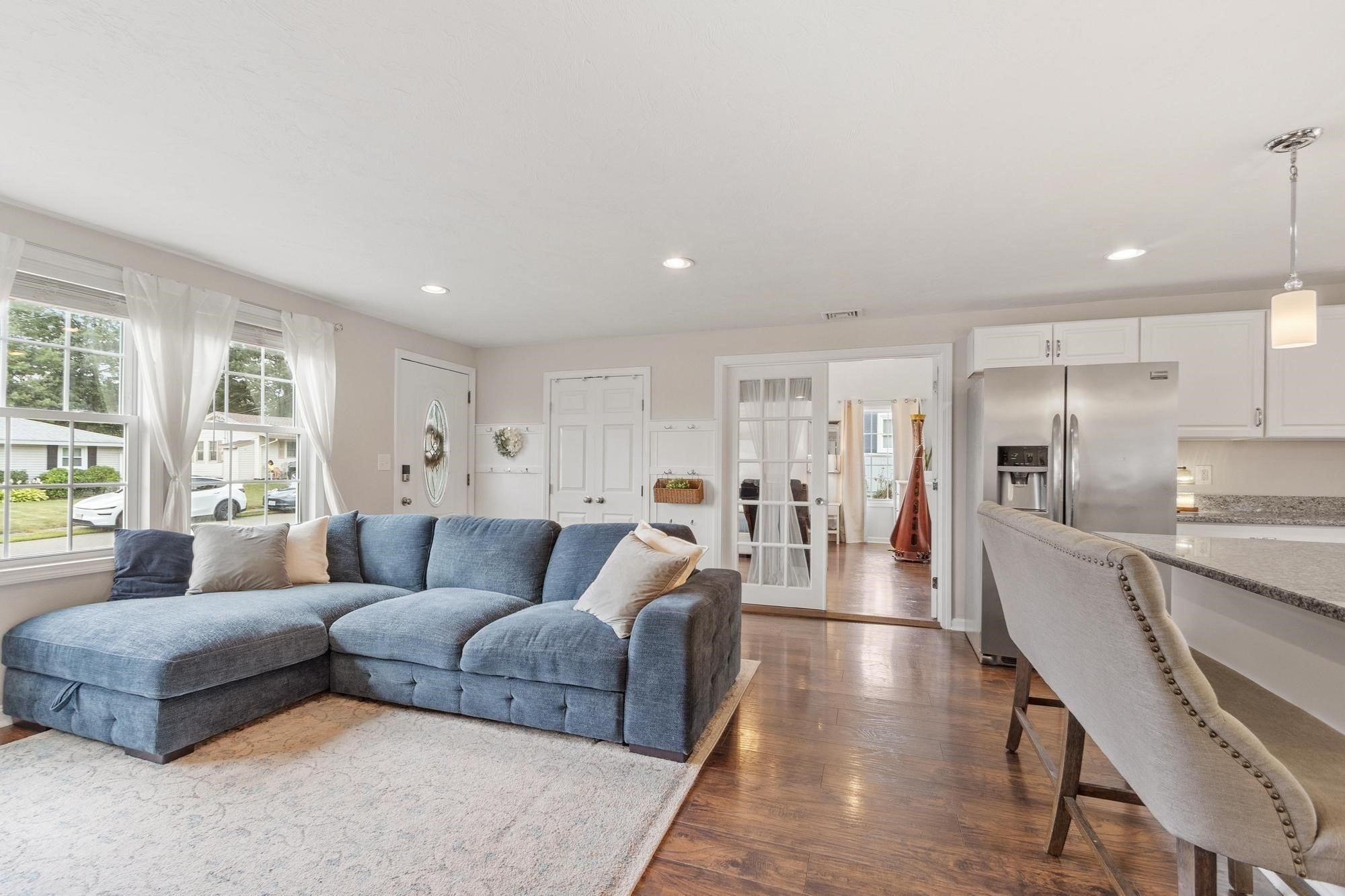 37 Louise Road, Holbrook, MA Photo #4