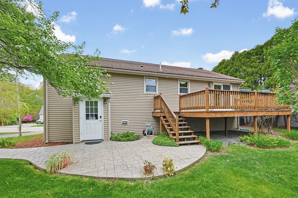 42 Colts Way, Attleboro, MA Photo #37