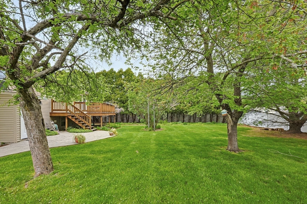 42 Colts Way, Attleboro, MA Photo #38