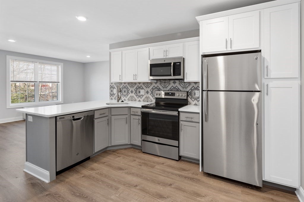 101 California Ave #102, Quincy, MA Photo #3