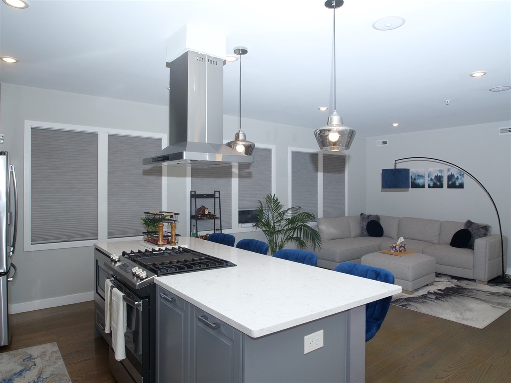 47 Sargent St 3