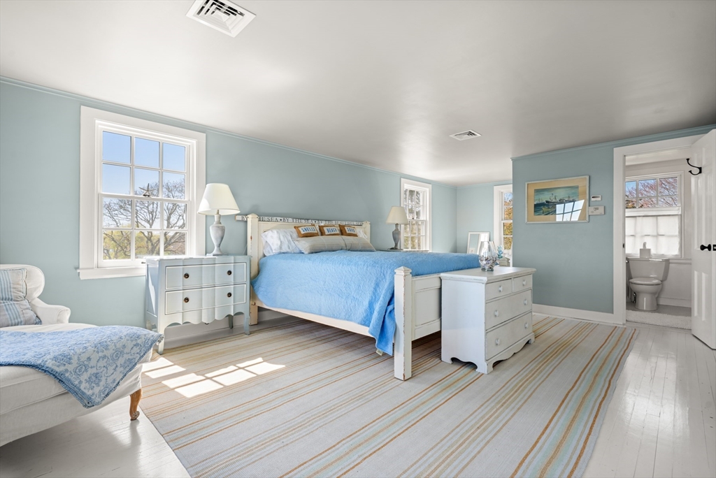 Chatham, Massachusetts 02633, United States, 5 Bedrooms Bedrooms, ,6 BathroomsBathrooms,Residential,Active,163690