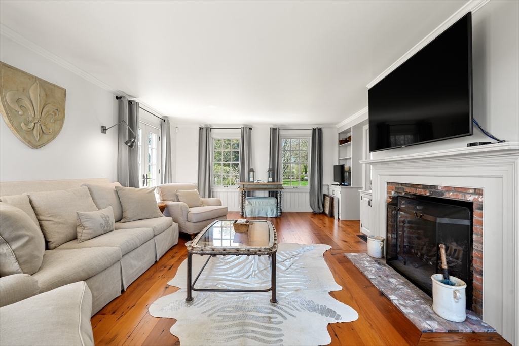 Chatham, Massachusetts 02633, United States, 5 Bedrooms Bedrooms, ,6 BathroomsBathrooms,Residential,Active,163690