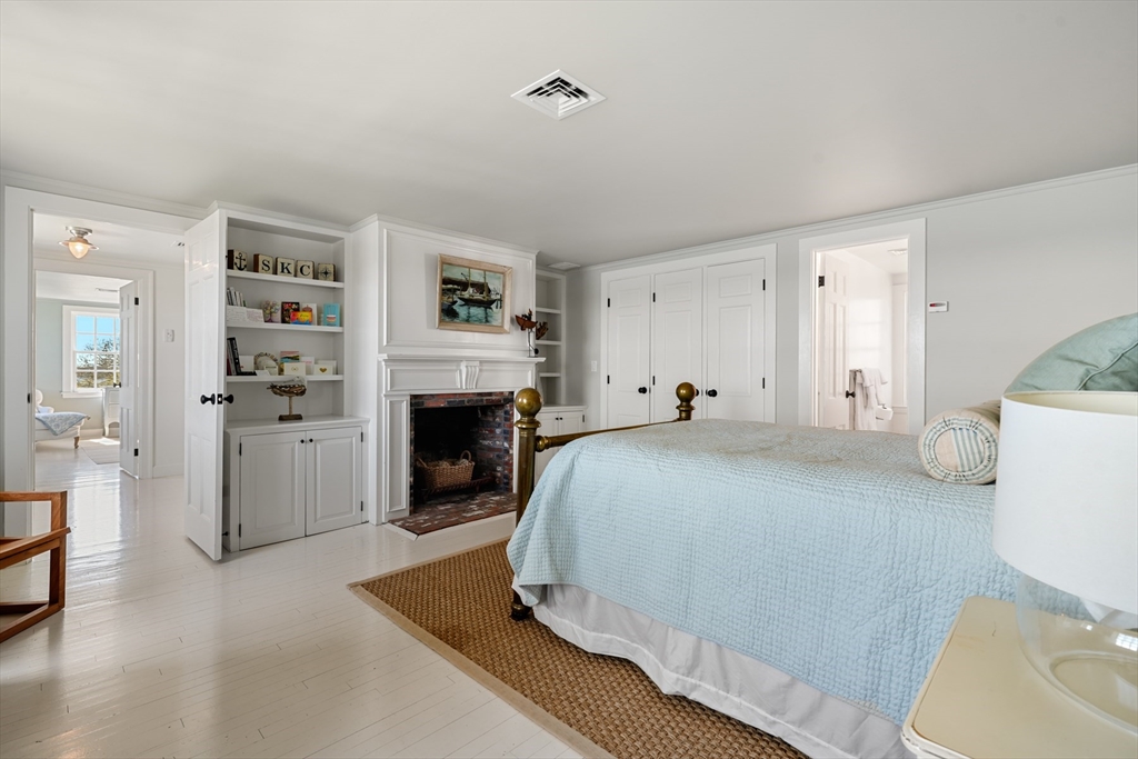 Chatham, Massachusetts 02633, United States, 5 Bedrooms Bedrooms, ,6 BathroomsBathrooms,Residential,Active,163690