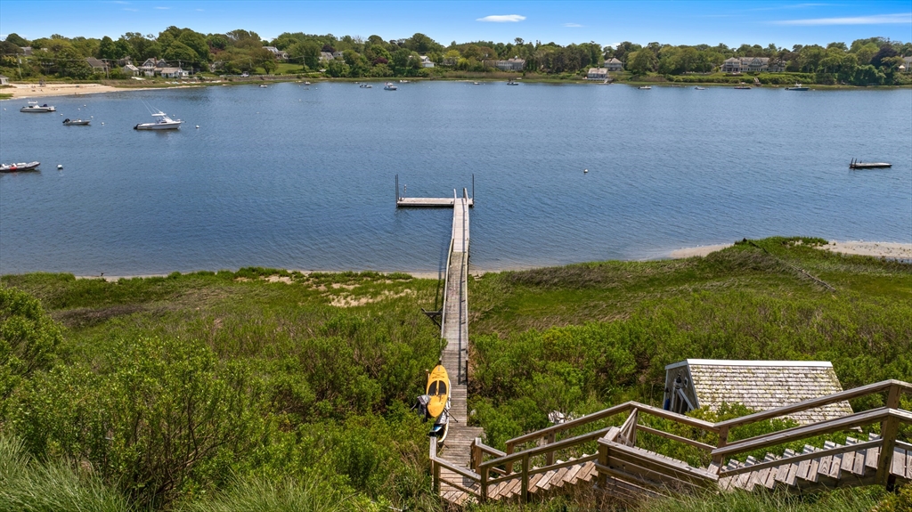 Chatham, Massachusetts 02633, United States, 5 Bedrooms Bedrooms, ,6 BathroomsBathrooms,Residential,Active,163690