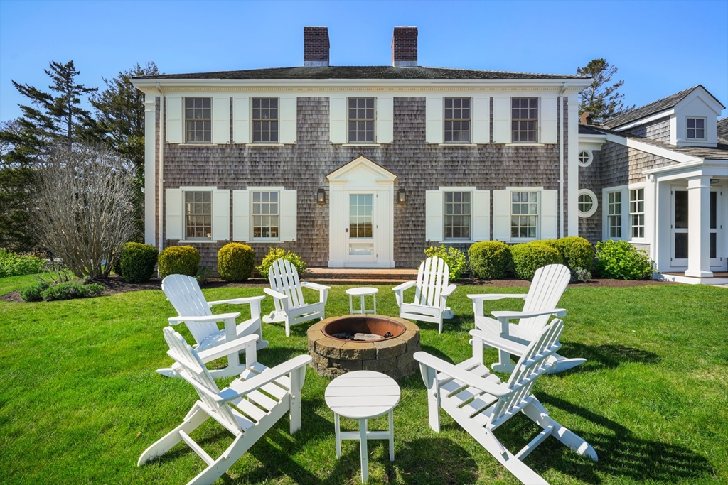 Chatham, Massachusetts 02633, United States, 5 Bedrooms Bedrooms, ,6 BathroomsBathrooms,Residential,Active,163690