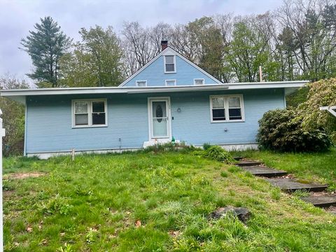 130 Center St Ashburnham MA 01430