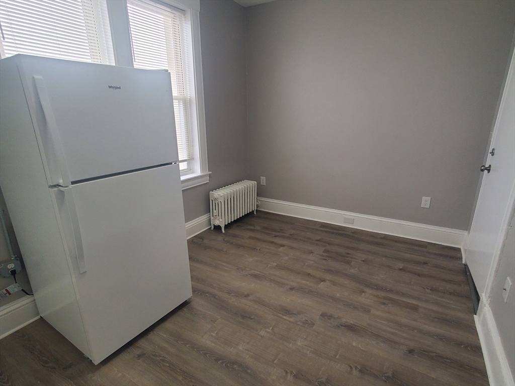 738 Washington Street 7