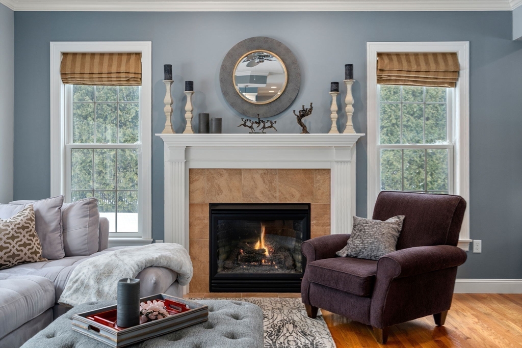 Southwick, Massachusetts 01077, United States, 4 Bedrooms Bedrooms, ,3 BathroomsBathrooms,Residential,Active,95450