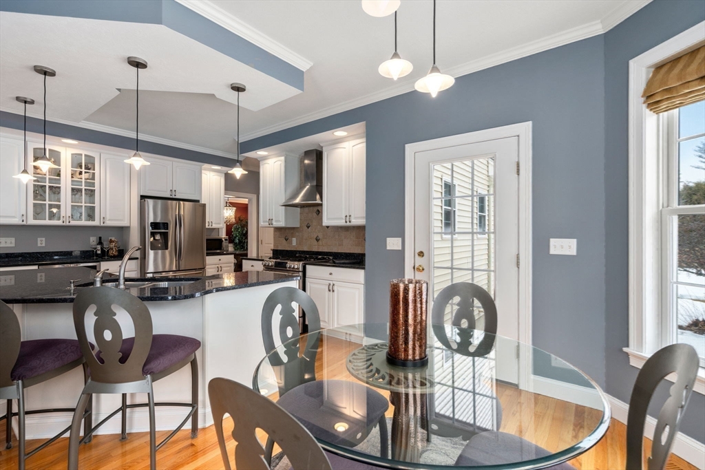 Southwick, Massachusetts 01077, United States, 4 Bedrooms Bedrooms, ,3 BathroomsBathrooms,Residential,Active,95450