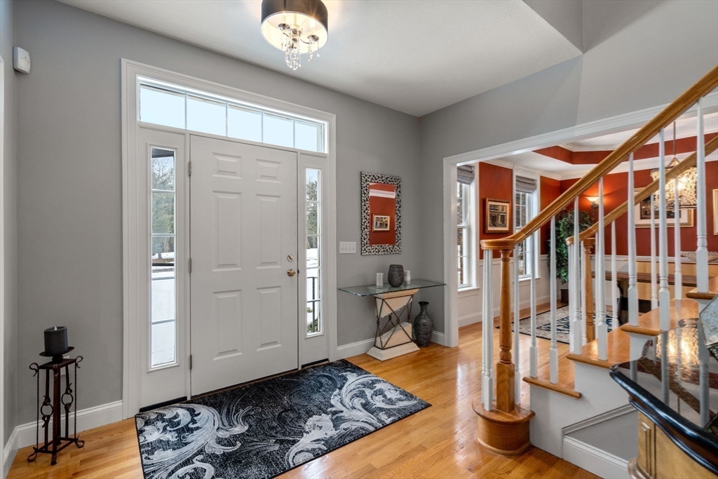 Southwick, Massachusetts 01077, United States, 4 Bedrooms Bedrooms, ,3 BathroomsBathrooms,Residential,Active,95450