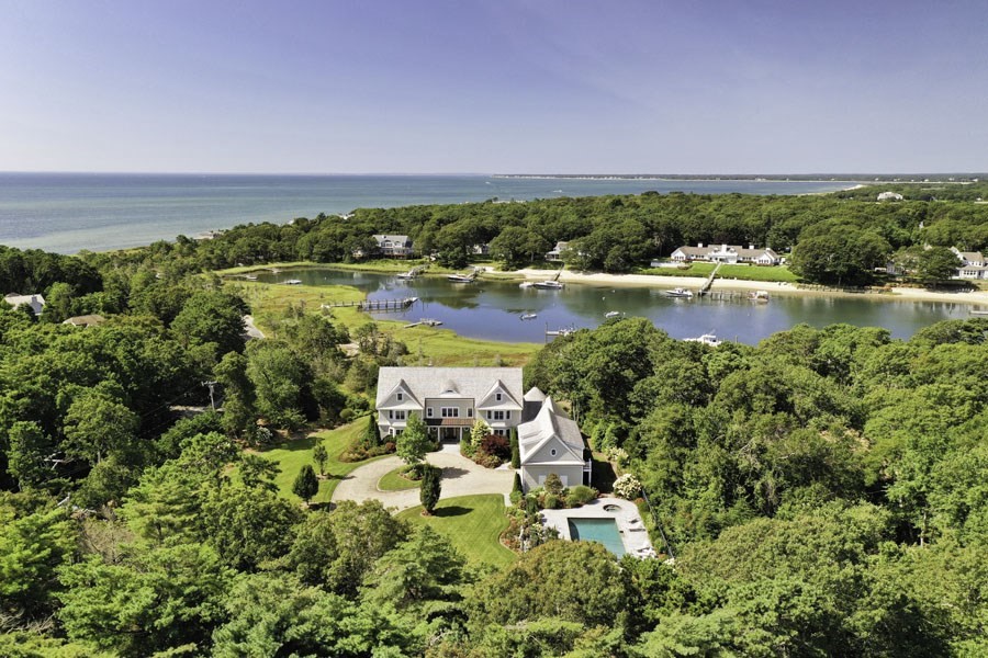 Barnstable, Massachusetts 02655, United States, 6 Bedrooms Bedrooms, ,9 BathroomsBathrooms,Residential,Active,45327