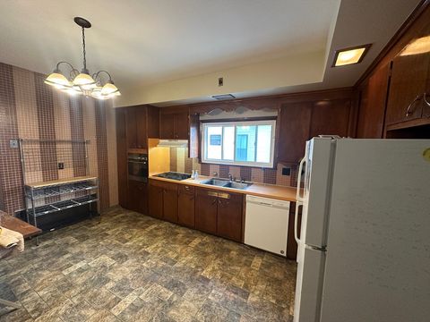 Photo of 74 Pearson Ave #2, Somerville, MA 02144 (MLS # 73461101)