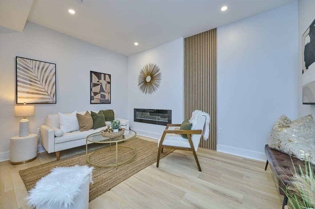 18 Belknap St. 1