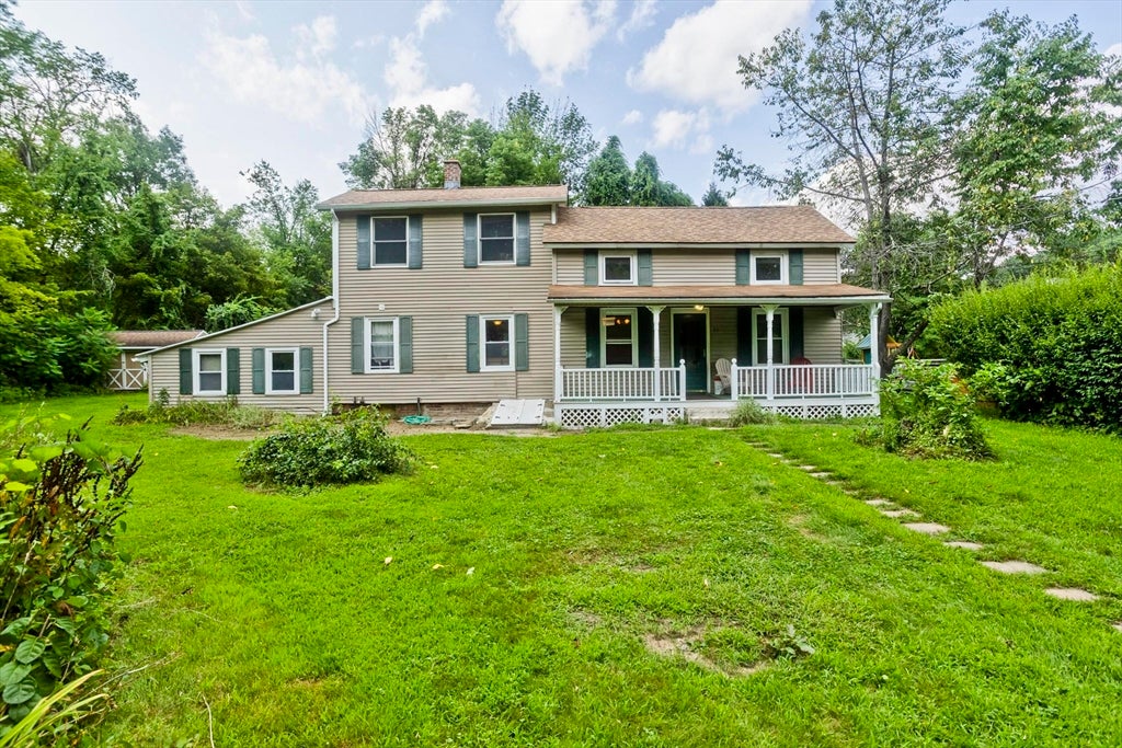 Photo of 23 Maple St, Chester, MA