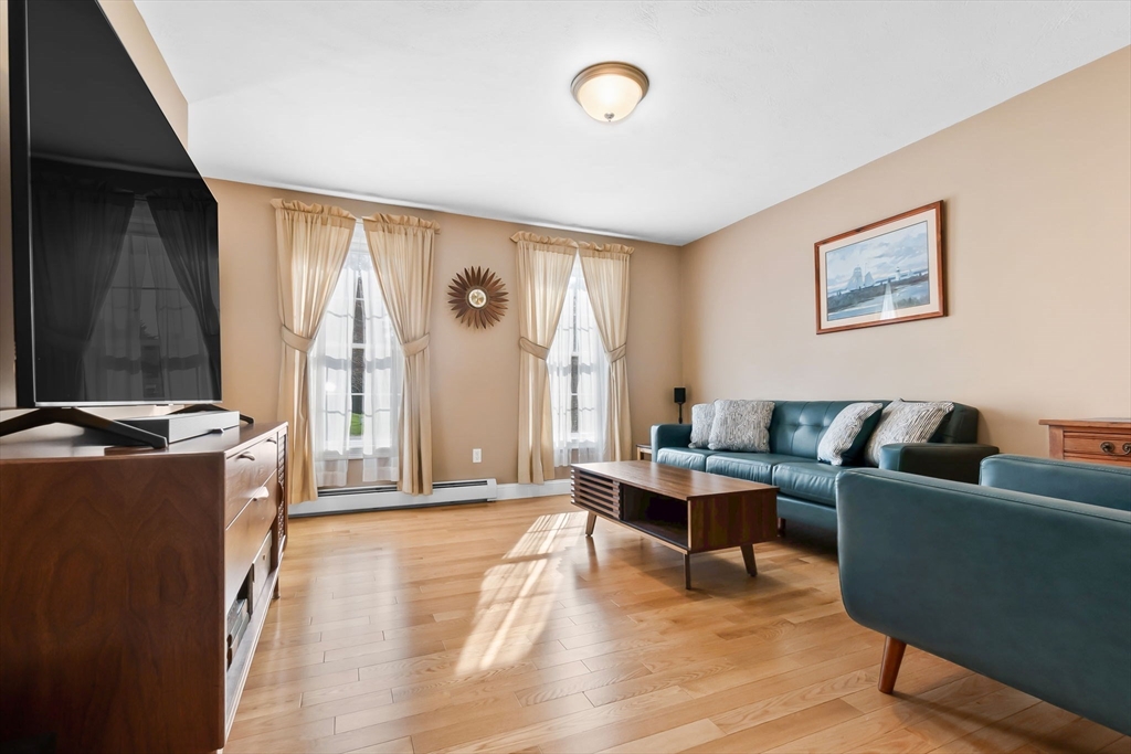 14 Joy Rd