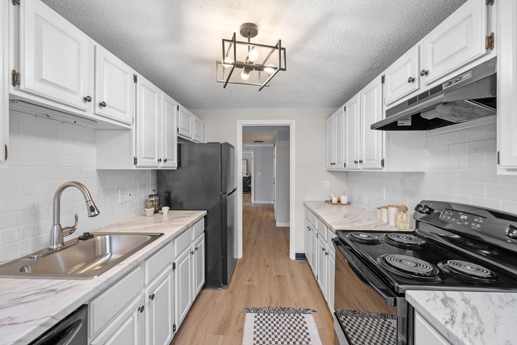 12 Ledgewood Way #16, Peabody, MA, 12 Ledgewood Way #16, Peabody, MA Photo #10