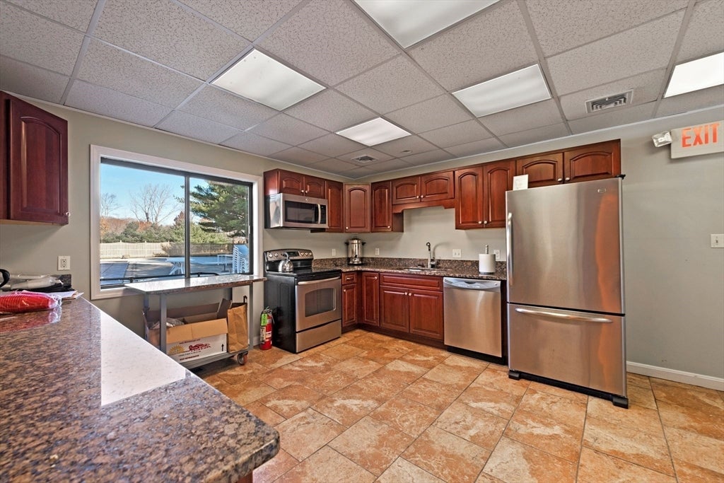 12 Ledgewood Way #16, Peabody, MA, 12 Ledgewood Way #16, Peabody, MA Photo #30