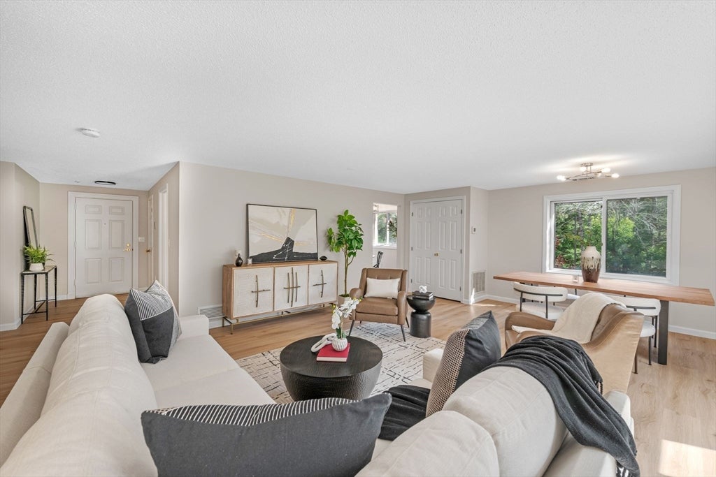 12 Ledgewood Way #16, Peabody, MA, 12 Ledgewood Way #16, Peabody, MA Photo #7