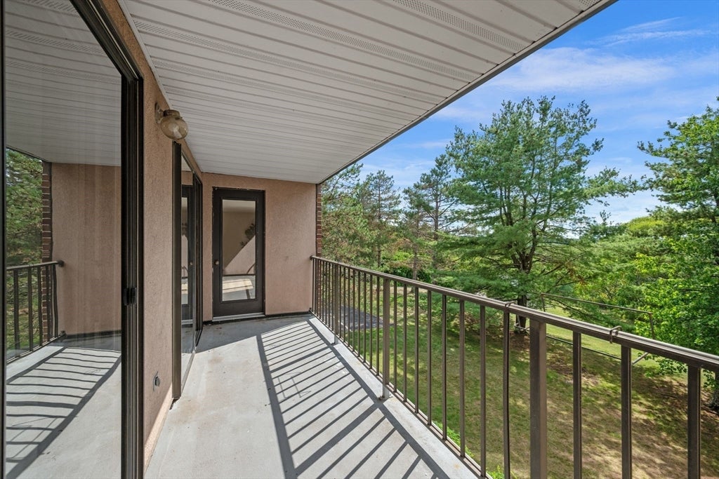 12 Ledgewood Way #16, Peabody, MA, 12 Ledgewood Way #16, Peabody, MA Photo #20