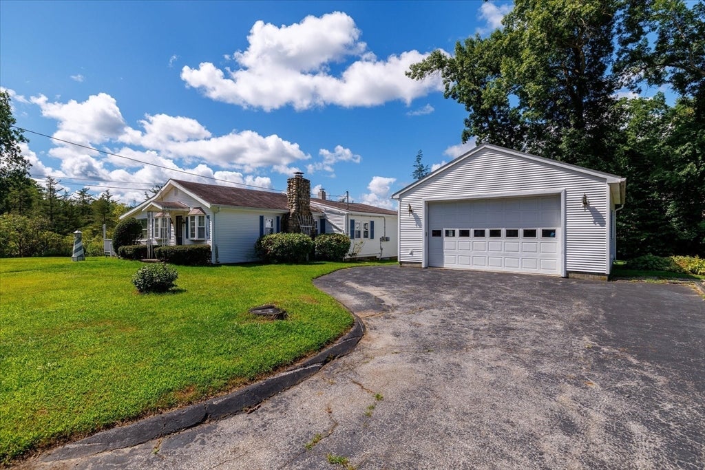 1 Freeman Ave