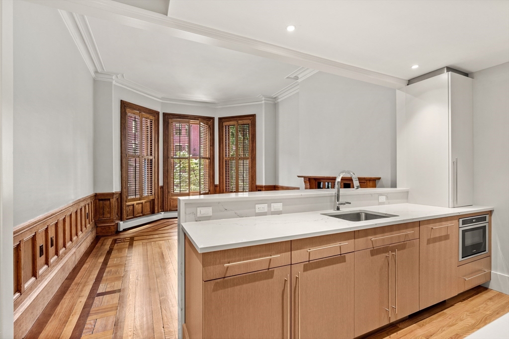 214 Commonwealth Avenue 1