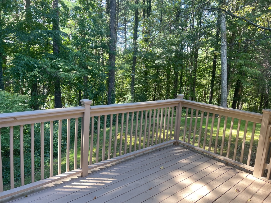 929 Shaker Rd 18