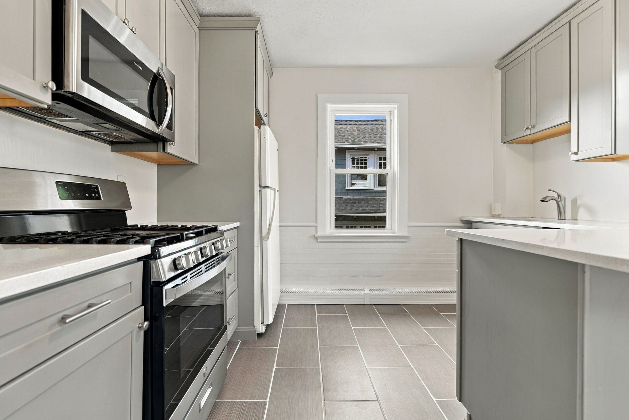 5 Willow Ave, Salem, MA, 5 Willow Ave, Salem, MA Photo #6