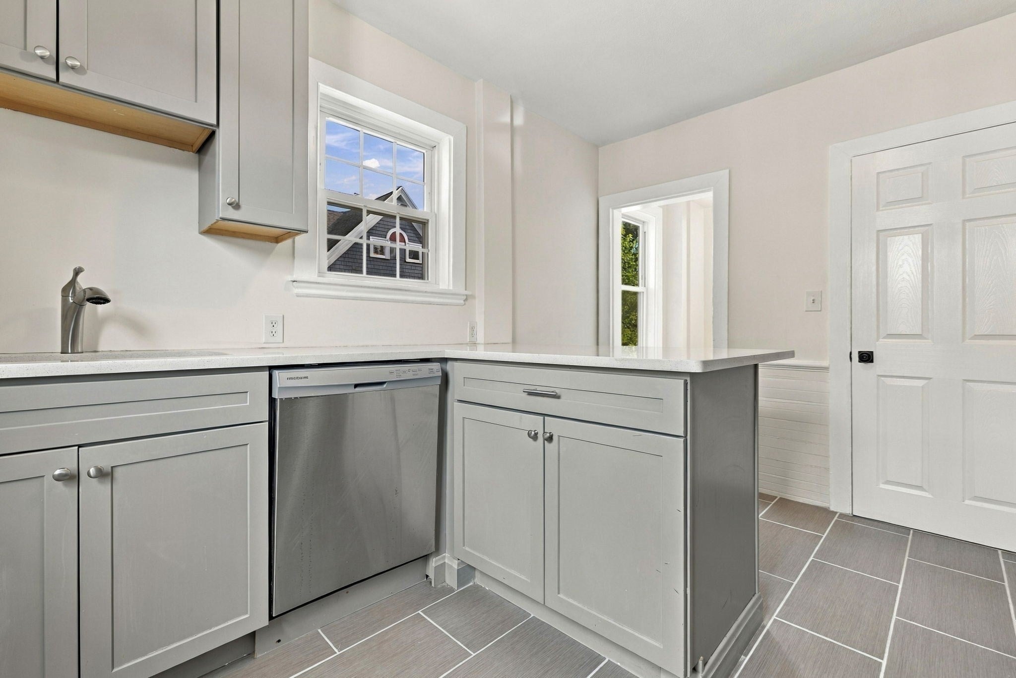 5 Willow Ave, Salem, MA, 5 Willow Ave, Salem, MA Photo #8