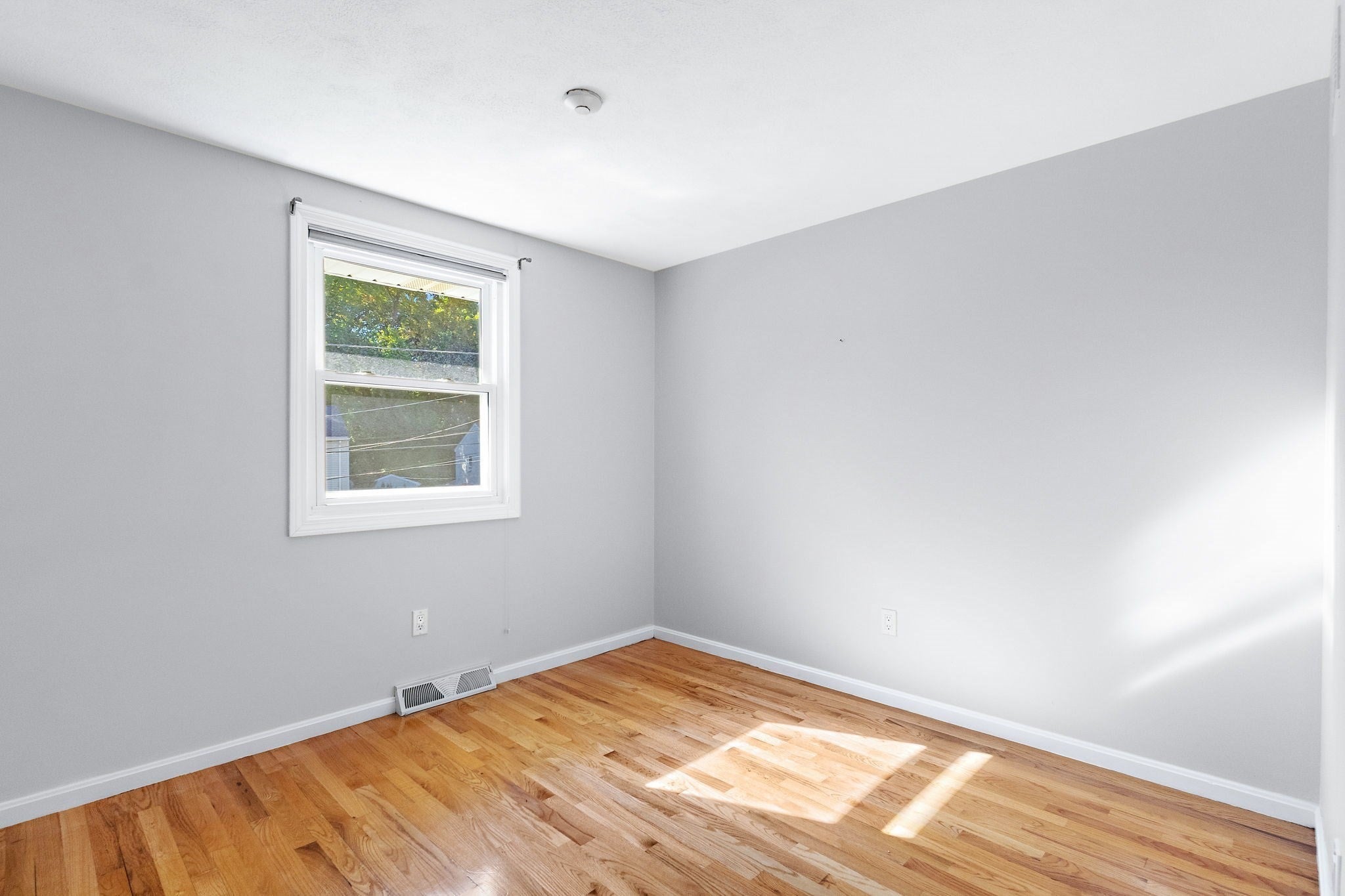 214 Gaston St, Medford, MA, 214 Gaston St, Medford, MA Photo #20