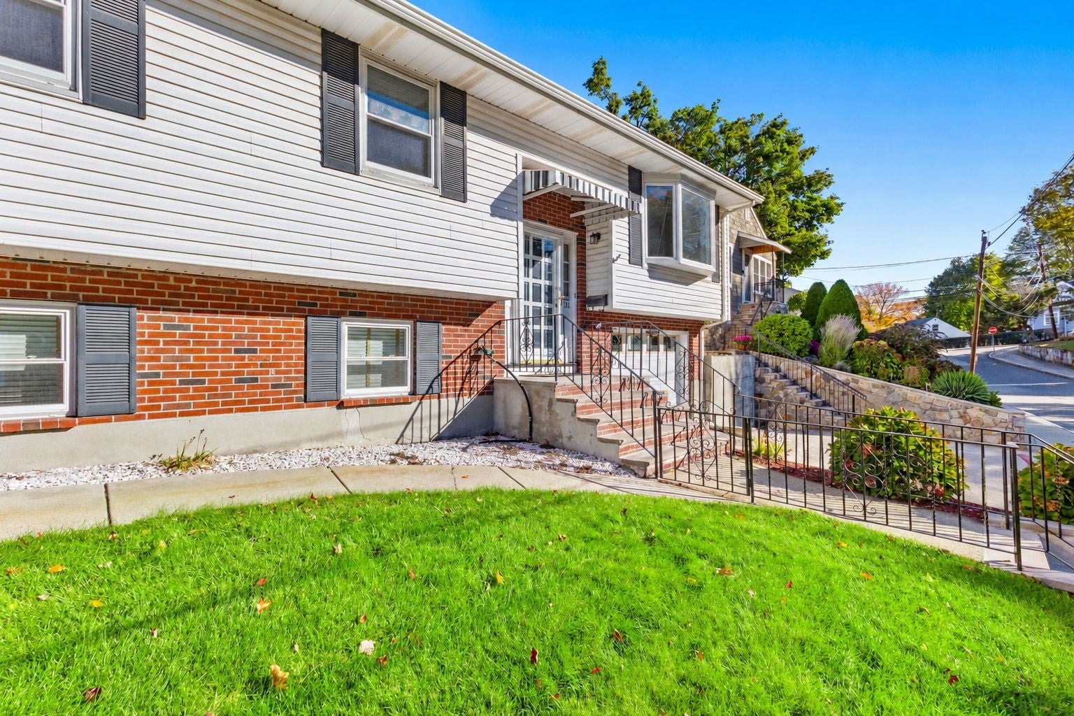 214 Gaston St