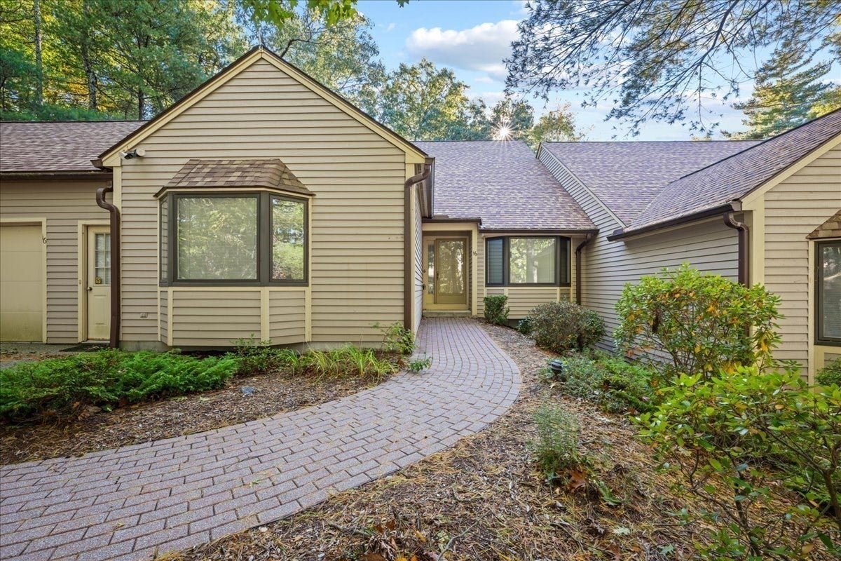 16 Bentwood Dr #16, Sturbridge, MA, 16 Bentwood Dr #16, Sturbridge, MA Photo #35