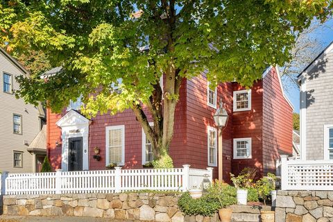 35 Central St, Manchester, MA 01944 - #: 73356411