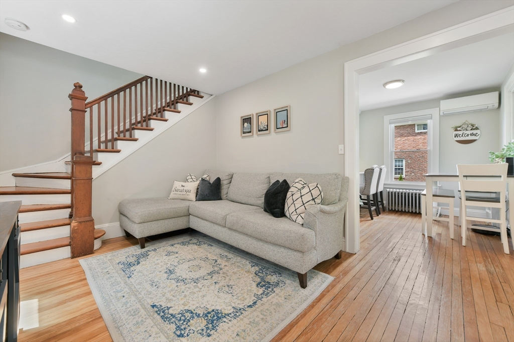475 East St